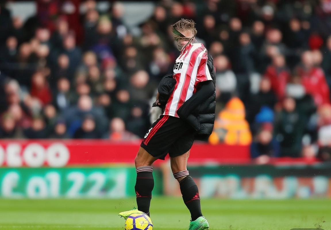 斯洛特率队力克桑德兰，球队重建期暴露进攻端得分点不稳与防守体系漏洞